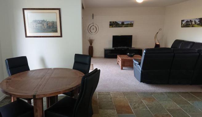 Shepparton Golf Motel Екстериор снимка