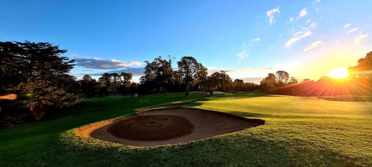 Shepparton Golf Motel Екстериор снимка