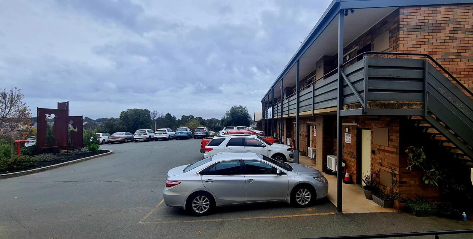 Shepparton Golf Motel Екстериор снимка