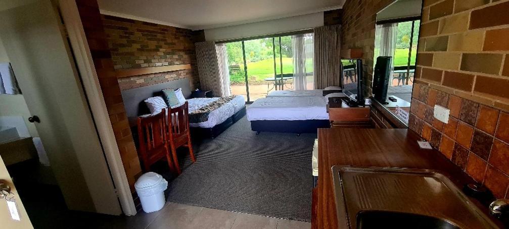 Shepparton Golf Motel Екстериор снимка