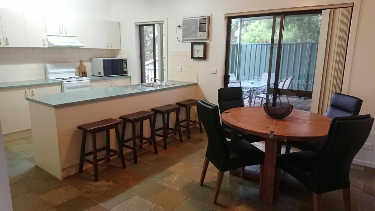 Shepparton Golf Motel Екстериор снимка